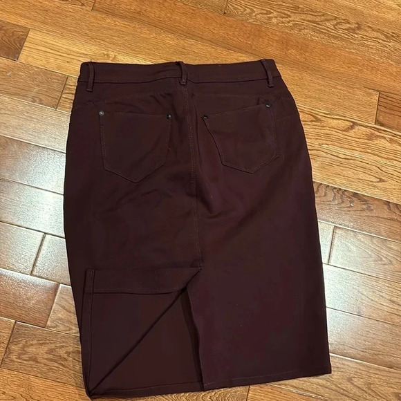 SUKO  Jeans burgundy Midi Denim Pencil Skirt size 8 - Picture 11 of 12